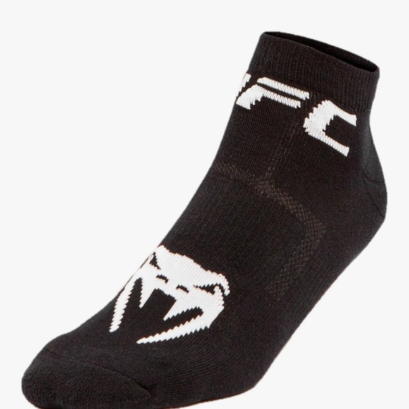 Venum Men's Standard UFC Authentic Fight Week Socks. Mens size 11/12. 2 pack - Picture 3 of 4